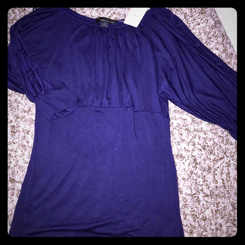 Forever 21 navy blouse